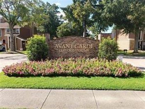 85 Avant Garde Cir, Kenner, LA, 70065-6264 | Card Image