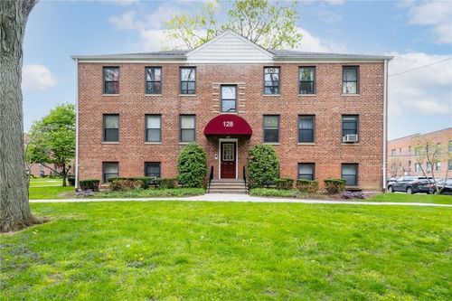 a4-124 Richbell Rd, Mamaroneck, NY, 10543-3217 | Card Image