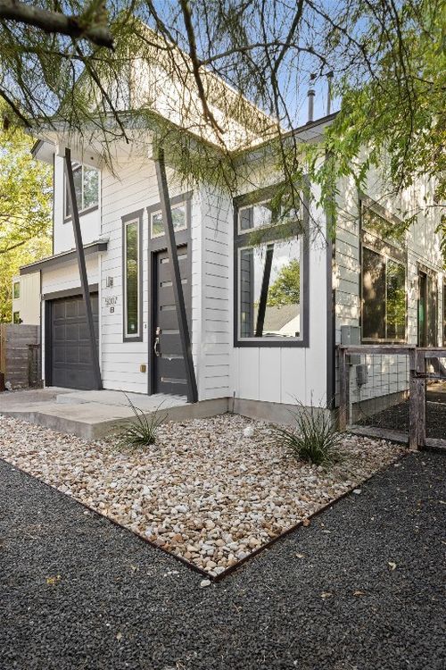 b-5007 Delores Ave, Austin, TX, 78721-2107 | Card Image