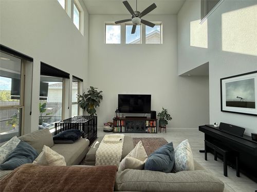 8605 Mc Kamy Dr, Austin, TX, 78744-5935 | Card Image