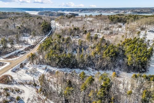 250 U.S. Route 1, Edgecomb, ME, 04556 | Card Image