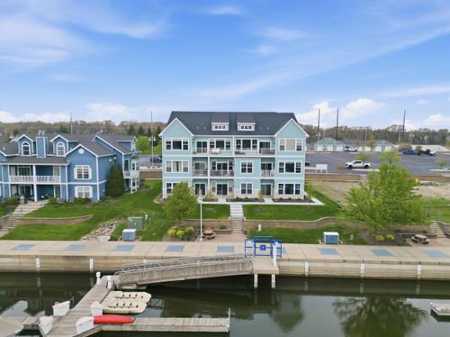 h-6019 S Dune Harbor Dr, Portage, IN, 46368-6420 | Card Image