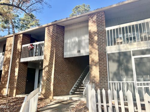 b-1000 Sandlin Place, Raleigh, NC, 27606 | Card Image