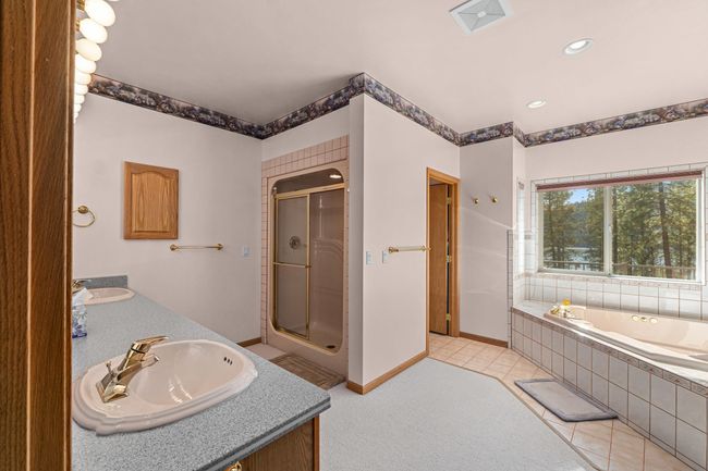 2372 Eagle River Way, House other with 3 bedrooms, 3 bathrooms and null parking in Kettle Falls WA | Image 21