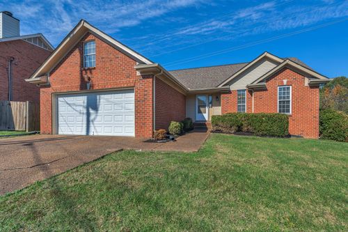 133 Cloverfield Ct, Hendersonville, TN, 37075-6401 | Card Image