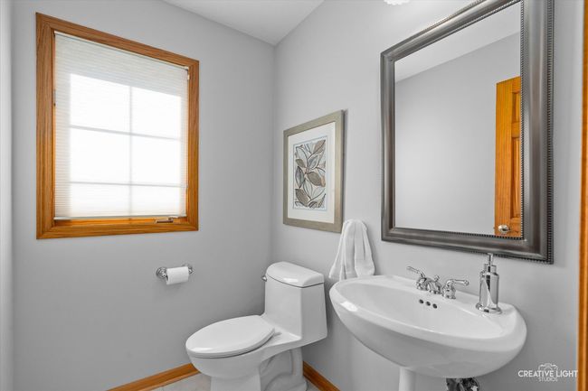 406 Camden Cir, House other with 4 bedrooms, 4 bathrooms and 3 parking in Oswego IL | Image 12
