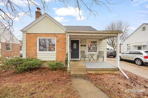 1811 Fremont Ave, Grand Rapids, MI, 49504-2804 | Card Image