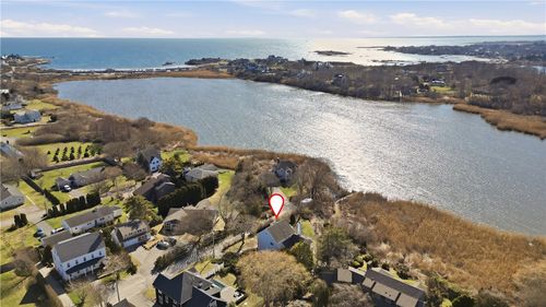 8 Key Ct, Newport, RI, 02840-4218 | Card Image