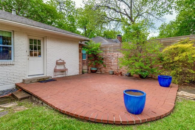 7243 Westbrook Ln, House other with 3 bedrooms, 2 bathrooms and null parking in Dallas TX | Image 21