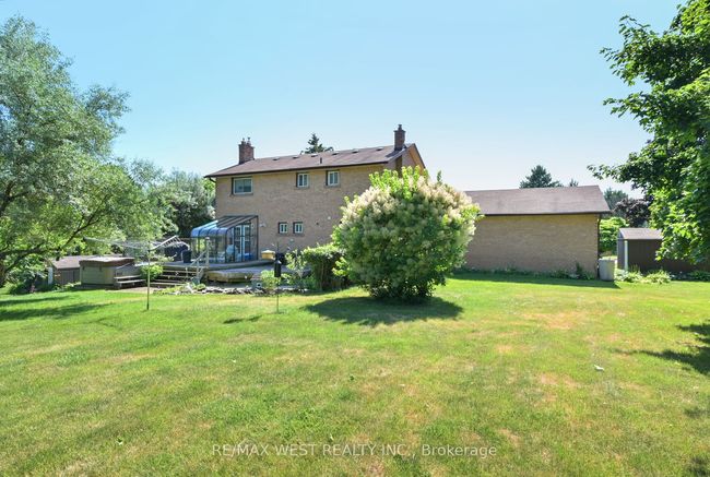 3 Henry Gate, House other with 4 bedrooms, 3 bathrooms and 9 parking in Nobleton ON | Image 32