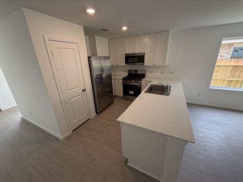 15713 Plum Brook Dr, Conroe, TX, 77303-2986 | Card Image