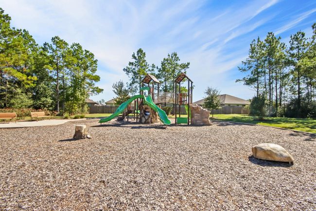 20005 Fibonacci St, House other with 3 bedrooms, 2 bathrooms and 2 parking in New Caney TX | Image 11