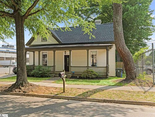117 Asbury Ave, Greenville, SC, 29601-1411 | Card Image