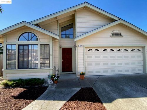 751 Pueblo Way, Vallejo, CA, 94591-7842 | Card Image