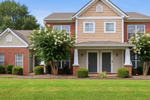 919 Seven Oaks Blvd, Smyrna, TN, 37167-6464 | Card Image