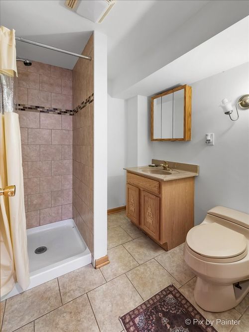 380 Dulles Rd, Des Plaines, IL, 60016-2755 | Card Image