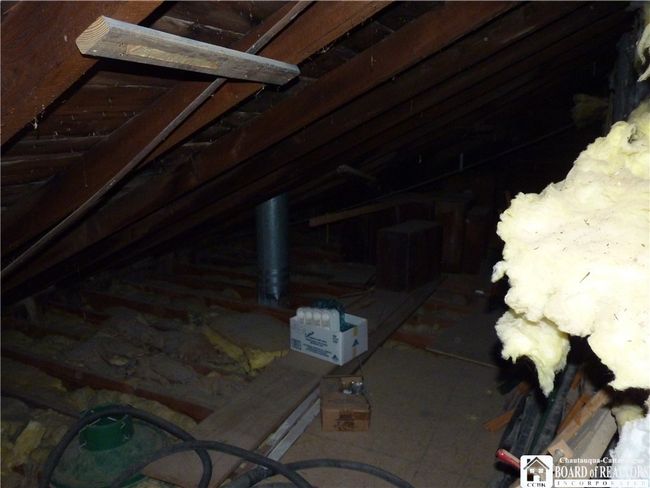 2nd Floor storage room | Image 28