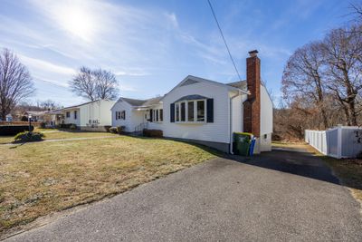 75 Tree Hill Road, House other with 4 bedrooms, 2 bathrooms and 4 parking in Waterbury CT | Image 2