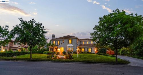 3734 Mohr Ave, Pleasanton, CA, 94588-2677 | Card Image