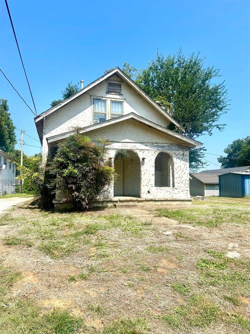 501 E 13th St, Sheffield, AL, 35660-7433 | Card Image