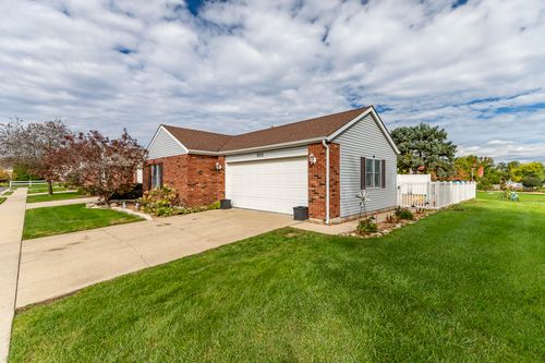 302 Amber Ln, Lowell, IN, 46356 | Card Image
