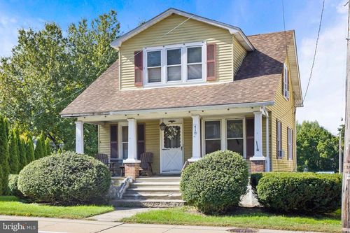 418 New Brunswick Ave, Phillipsburg, NJ, 08865-3940 | Card Image