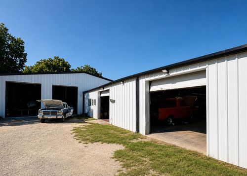 306 W Oak Ave, Comanche, TX, 76442-2737 | Card Image