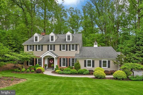 451 Cassatt Rd, BERWYN, PA, 19312-1329 | Card Image