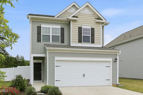111 Flying Point Ln, Clayton, NC, 27520-4220 | Card Image