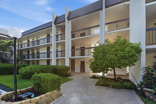 206-8409 Forest Hills Drive, Coral Springs, FL, 33065 | Card Image