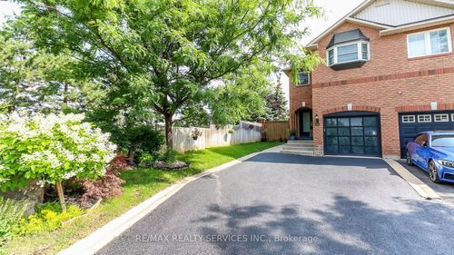 20 Manett Cres, Brampton, ON, L6X4X4 | Card Image