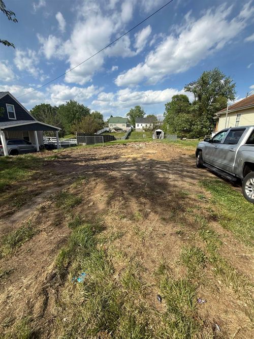 3815 Blackburn, Ashland, KY, 41101 | Card Image