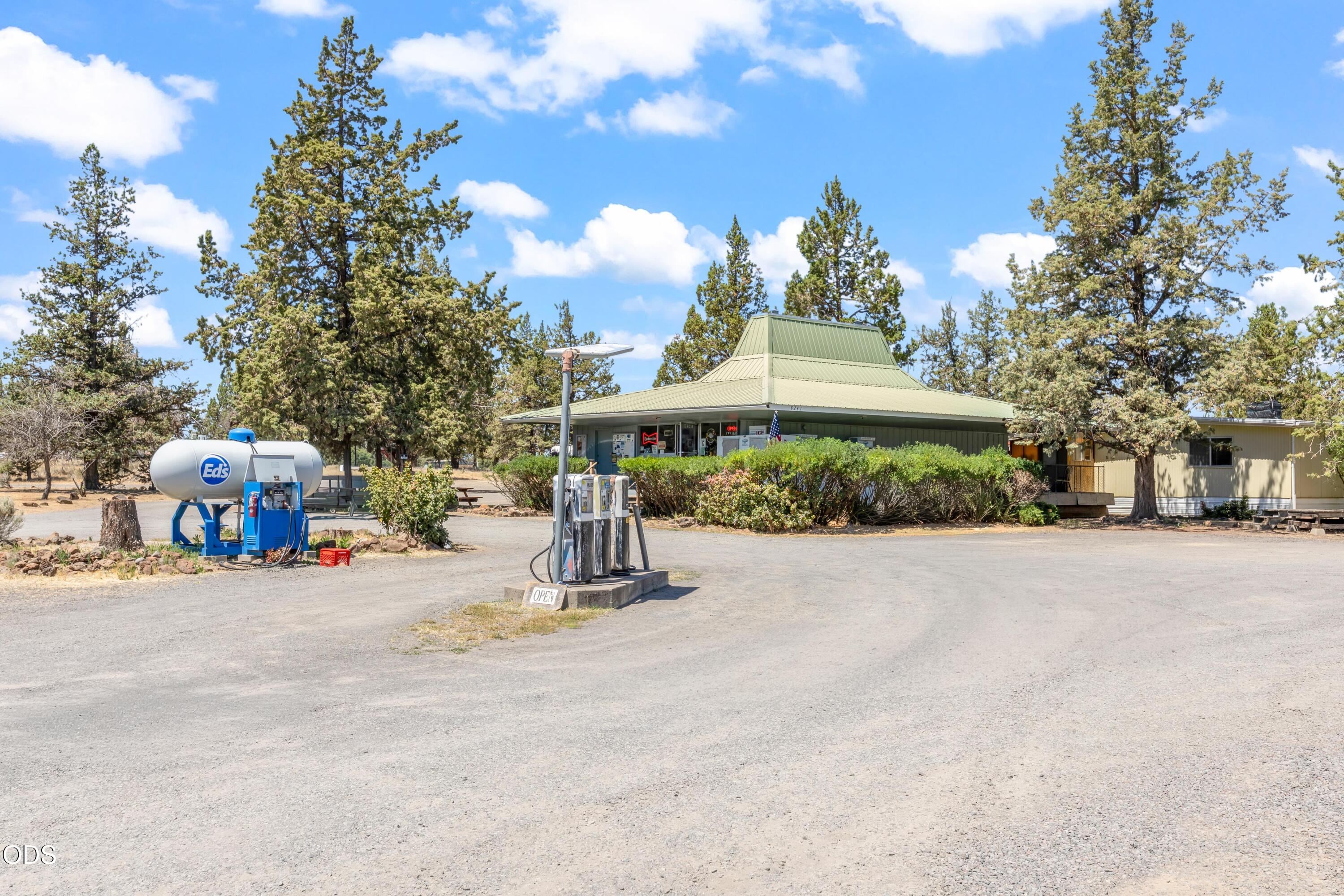 Commercial Sale in Culver 3