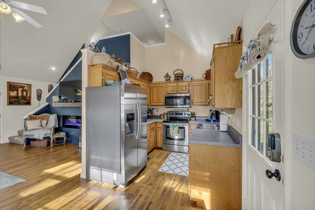 100 Tranquility Ln, House other with 2 bedrooms, 2 bathrooms and null parking in Hayesville NC | Image 9