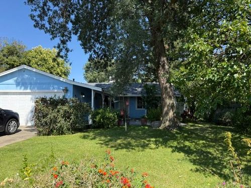 174 Hemlock Dr, Lodi, CA, 95240-6737 | Card Image