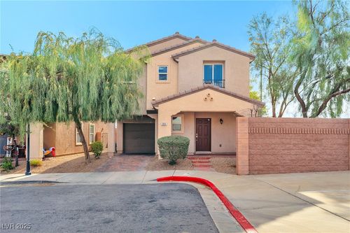 253 Melody Vista Ln, Henderson, NV, 89015-6257 | Card Image