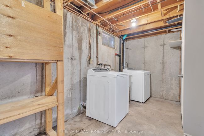 6596 Harmony Ave, House attached with 4 bedrooms, 2 bathrooms and 3 parking in Niagara Falls ON | Image 43