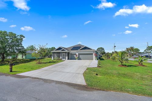 1302 Se Naples Ln, Port St. Lucie, FL, 34983-3124 | Card Image