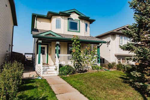 9818 90a St, Grande Prairie, AB, T8X1T3 | Card Image