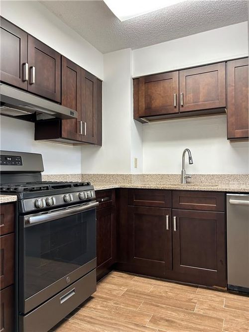 apt-317-2479 Peachtree Rd Ne, Atlanta, GA, 30305-4129 | Card Image