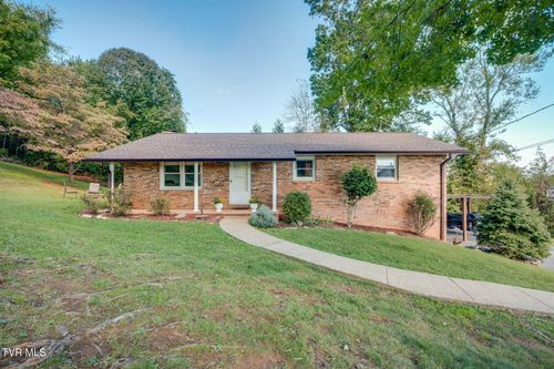 121 Sunset Rd, Gray, TN, 37615-3664 | Card Image