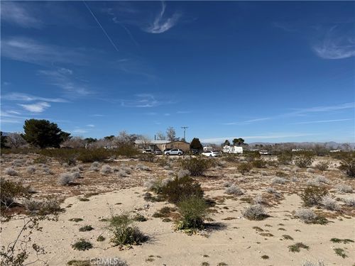 10248 Cavetto Rd, Lucerne Valley, CA, 92356 | Card Image