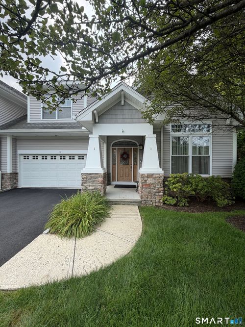 20-20 Penny Ln, Bethel, CT, 06801-1730 | Card Image