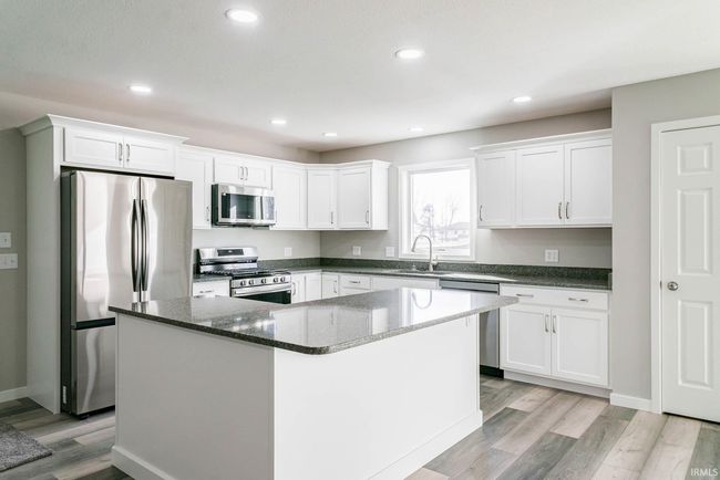 410 Ash St, House other with 4 bedrooms, 2 bathrooms and null parking in Pierceton IN | Image 6