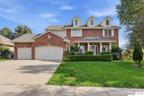 5627 N 160th Ave, Omaha, NE, 68116-3624 | Card Image