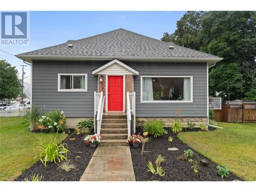 1207 George St, Enderby, BC, V0E | Card Image