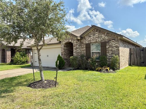 8023 Ecru Ln, Rosharon, TX, 77583-1547 | Card Image
