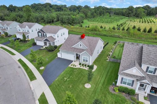 12482 Prairie View Dr Nw, Pickerington, OH, 43147-7633 | Card Image