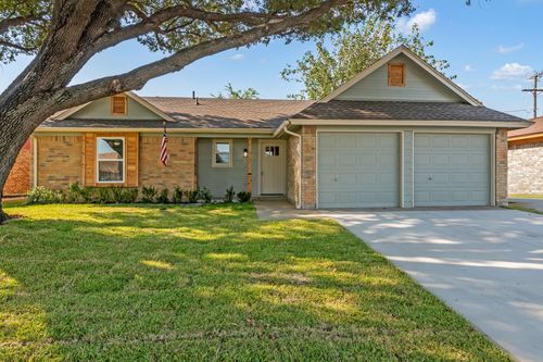 5904 Hickoryhill Rd, Watauga, TX, 76148-1668 | Card Image