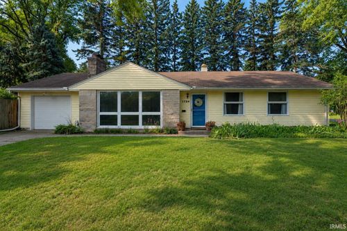 1734 Campeau St, South Bend, IN, 46617-2251 | Card Image